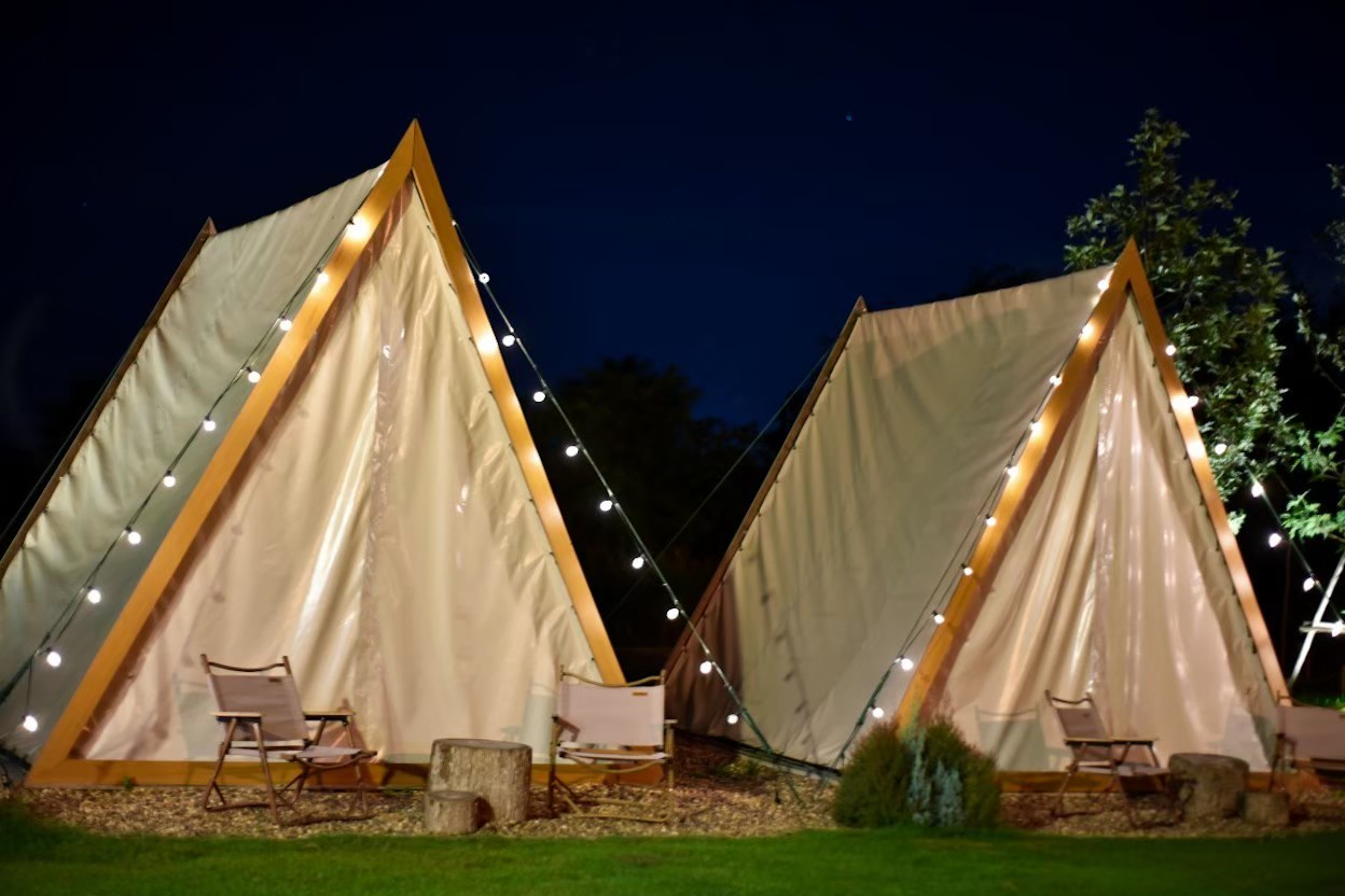 ภาพบบรยากาศภายนอกกระโจม 4 ถึง 5 - 2